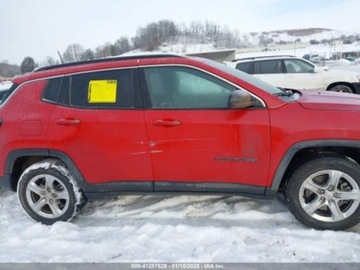 Jeep Compass II 2024 Jeep Compass 2024r., Latitude, od ubezpieczalni 2.0 Benzyna 200KM, zdjęcie 6