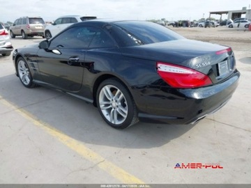 Mercedes SL R231 2013 Mercedes-Benz SL 2013 r., 4,6L SL 550 4.6 Benzyna 429KM, zdjęcie 2