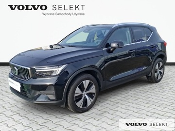 Volvo XC40 Crossover Facelifting 2.0 B3 163KM 2022 Volvo XC 40 Volvo XC40 PLUS BRIGHT B3 (163 + 14KM)