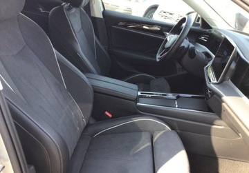 Volkswagen Passat B8 Variant Facelifting 1.5 TSI EVO 150KM 2024 Volkswagen Passat Elegance, ACC, Podgrzewana kierownica, GPS,Kamera,ergoAc, zdjęcie 12