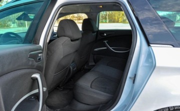 Citroen C5 III Tourer 2.0 HDi FAP 140KM 2011 Citroen C5 2011 r. 2,0HDI Lift Bezwypadkowy 2.0 Diesel 140KM, zdjęcie 7