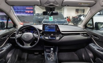 Toyota C-HR I Crossover Facelifting 1.8 Hybrid 122KM 2022 Toyota C-HR 1.8 Hybrid Comfort 1.8 Hybryda 122KM, zdjęcie 4