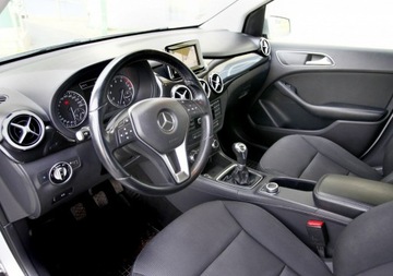 Mercedes Klasa B W246 Sports Tourer 180 BlueEFFICIENCY 122KM 2013 Mercedes B 180 Navi/6 Biegów/Parktronic/, zdjęcie 14