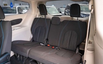 Chrysler Pacifica II 3.6 V6 291KM 2021 Chrysler Pacifica Chrysler Pacifica 3.6 V6 291KM 7-osobowy 3.6 Benzyna, zdjęcie 18