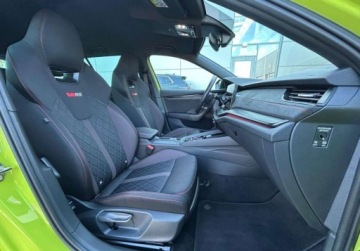 Skoda Octavia IV RS Kombi 2.0 TSI 245KM 2023 Skoda Octavia combi RS 245KM, ACC, LED Matrix, Podgrzewane 4 fotele, Virtu, zdjęcie 17