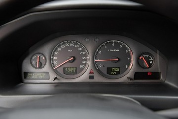 Volvo V70 II 2.4 140KM 2001 Volvo V70 2.4i 140KM ! Super Stan ! Opłacony !, zdjęcie 25