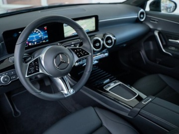 Mercedes Klasa A W177/V177 Hatchback Facelifting 1.3 200 163KM 2025 A Klasa 200 Progressive 1.3 163KM, zdjęcie 4