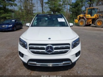 Mercedes GLB 2022 Mercedes-Benz GLB 2022 MERCEDES-BENZ GLB 250 4MATIC 2.0 Benzyna 221KM, zdjęcie 10