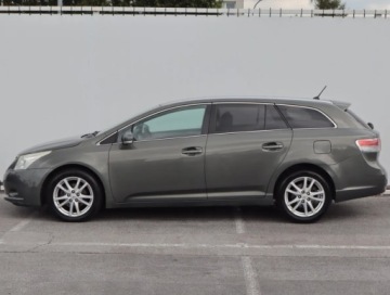 Toyota Avensis III Wagon 2.0 D-4D 126KM 2011 Toyota Avensis 2.0 D-4D, Navi, Klima, Klimatronic, zdjęcie 2
