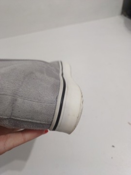 Botki na koturnie marki Lu Boo