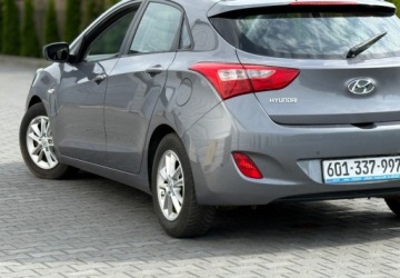 Hyundai i30 II Hatchback 5d 1.6 CRDi 110KM 2015 Hyundai i30 1.6 CRDI 110 KM LIFT Klimatyzacja 1.6 Diesel 110KM, zdjęcie 8