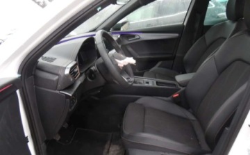 Cupra Formentor Crossover 1.5 TSI 150KM 2024 Cupra Formentor 052024r, Salonowy, 1.5TSI, Uszkodzony prawy przod. Poobija, zdjęcie 6