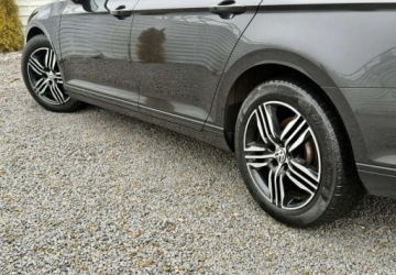 Volkswagen Passat B8 Variant 2.0 TDI BlueMotion SCR 150KM 2018 Volkswagen Passat Volkswagen Passat 2.0 TDI BMT Comfortline 2.0 Diesel, zdjęcie 23