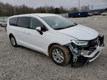 Chrysler Pacifica II 2023 Chrysler Pacifica Touring L 2023 3.6l 3.6 Benzyna 287KM, zdjęcie 4