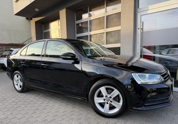 Volkswagen Jetta VI Sedan Facelifting 2.0 TDI 110KM 2016 Volkswagen Jetta Salon Polska ,Czujniki parkowania, FV-VAT 23 2.0 Diesel, zdjęcie 17