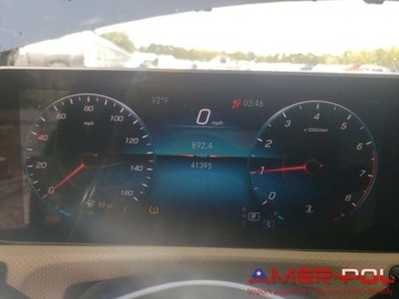 Mercedes Klasa A W177/V177 2020 Mercedes-Benz Klasa A 220_4MATIC_2.0 L_188 km_2020r 2.0 Benzyna 188KM, zdjęcie 9