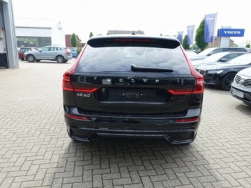 Volvo XC60 II 2026 VOLVO XC60 B5 AWD Plus Dark Suv 2.0 (250 KM) 2026, zdjęcie 1