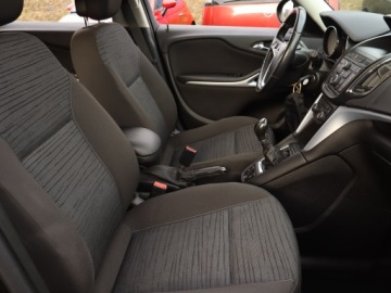 Opel Zafira C Tourer 1.4 Turbo ECOTEC 140KM 2015 Opel Zafira Tourer 1.4 Turbo, GAZ, Klima, zdjęcie 8