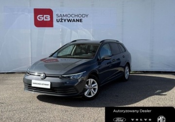 Volkswagen Golf VIII Hatchback 1.5 eTSI EVO mHEV 150KM 2024 Volkswagen Golf Variant 1.5 eTSI mHEV 150KM DSG Life Salon PL I-wszy wlasc