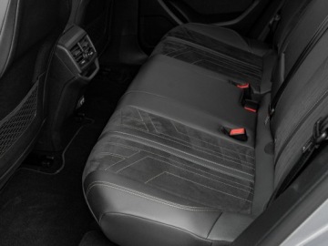 Peugeot 3008 II Crossover Facelifting  1.5 BlueHDi 130KM 2023 Peugeot 3008 BIA6694A#1.5 BlueHDi GT EAT8, zdjęcie 27