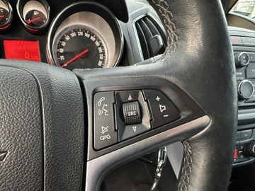 Opel Zafira C Tourer 1.6 CDTI ECOTEC 136KM 2015 Opel Zafira 7 osób/Hak/Podgrzewana kierownica, zdjęcie 37