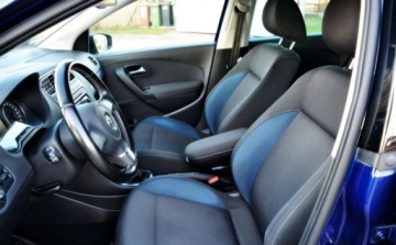 Volkswagen Polo V Hatchback 5d 1.4 85KM 2010 Volkswagen Polo 1.4 MPI TEAM Bezwypadek Klimatyzacja, Podgrzewane fotele, zdjęcie 5