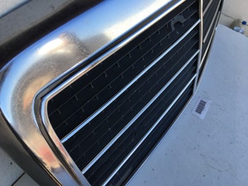 РЕШЕТКА РАДИАТОРА MERCEDES W124 1248880223 1985-1993