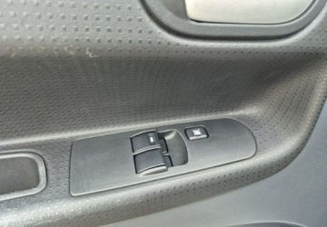 Mitsubishi Colt VI Hatchback 1.3 i 16V CZ3 95KM 2009 Mitsubishi Colt Mitsubishi Colt Zadbany Klimatyzacja Gotowy do jazdy, zdjęcie 16