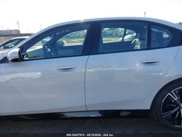 BMW Seria 5 G90-91 2024 BMW Seria 5 2024r., 4x4, 3.0L 3.0 Hybryda 375KM, zdjęcie 5