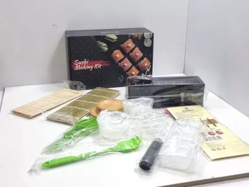 ZESTAW DO ROBIENIA SUSHI Z ROLKĄ MATA NOŻEM+AKCESORIA