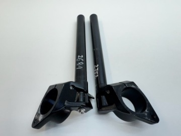 РУЛЕВОЕ КОЛЕСО ПРАВОЕ ЛЕВОЕ TRIUMPH 600 2004