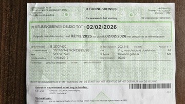 Volvo V40 II Hatchback Facelifting 2.0 D2 120KM 2016 Volvo V40 LiFt Full Led R-Design Digital Alcantara, zdjęcie 35