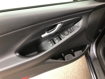 Hyundai i30 III Wagon 1.4 T-GDi 140KM 2018 HYUNDAI i30 1.4 T-GDI AUTOMAT LEDY ALU KAMERA NAVI GRZANE FOTELE KIEROWNICA, zdjęcie 14