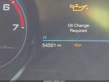 Alfa Romeo Stelvio SUV Facelifting 2.0 Turbo 280KM 2022 Alfa Romeo Stelvio Ti 2022 2.0 Benzyna 280KM, zdjęcie 12