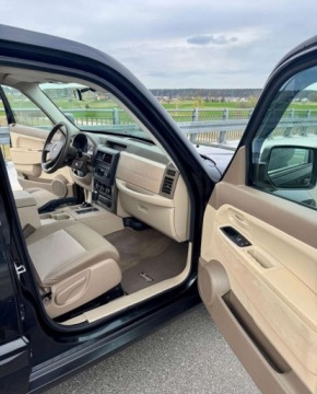 Jeep Liberty 2008 Jeep Liberty Jeep Liberty 3.7 BenzynaLPG 210KM, zdjęcie 15