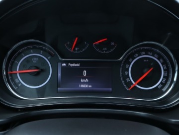 Opel Insignia I Sedan Facelifting 2.0 CDTI ECOTEC 163KM 2014 Opel Insignia 2.0 CDTI, Salon Polska, Skóra, zdjęcie 10