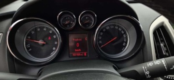 Opel Astra J Hatchback 5d 1.4 Turbo ECOTEC 140KM 2012 Opel Astra 1.4 Benzyna 140KM Klima PdC Import Raty Oplaty 1.4 Benzyna, zdjęcie 26