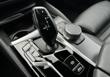 BMW Seria 5 G30-G31 Touring Facelifting 2.0 530i 252KM 2021 BMW Seria 5 530i 252 KM Laser M Sport Panorama Hak Navi ACC Head Up Shadow, zdjęcie 28