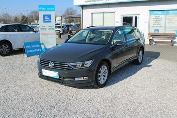 Volkswagen Passat B8 Limousine Facelifting 1.5 TSI EVO 150KM 2019 Volkswagen Passat ESSENCE LED, zdjęcie 1