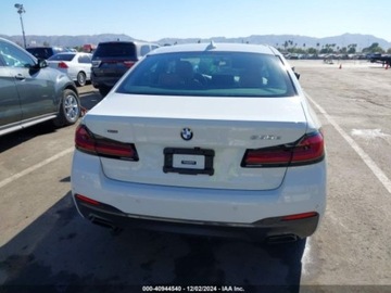 BMW Seria 5 G30-G31 2021 BMW Seria 5 BMW G30 530e xDrive, od ubezpieczalni 2.0 Hybryda 297KM, zdjęcie 3