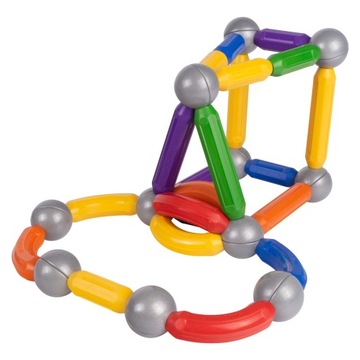 Первые магнитные блоки SmartMax START из 23 частей.