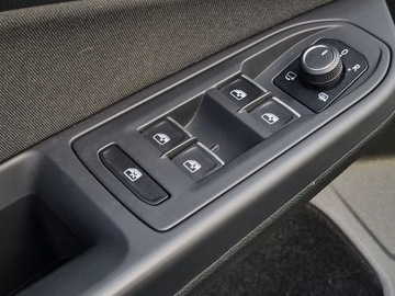 Volkswagen Golf VII Hatchback 5d Facelifting 1.5 TSI ACT 150KM 2020 Volkswagen Golf VIII 1.5 eTSI EVO Style DSG 150KM/, zdjęcie 23