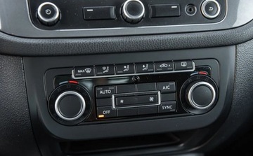 Volkswagen Tiguan I SUV Facelifting 2.0 TDI CR DPF BlueMotion 140KM 2013 Volkswagen Tiguan 2.0TDI 140KM Lift Navi Alcantara Alu Pdc Hak Serwis Gwar, zdjęcie 19