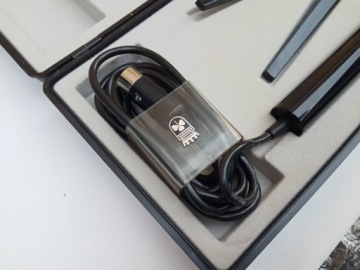 Динамический микрофон Grundig GDM 313.