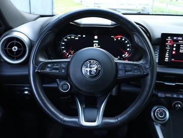 Alfa Romeo Tonale 2022 Alfa Romeo Tonale 1.5T 48V MHEV, Salon Polska, zdjęcie 21