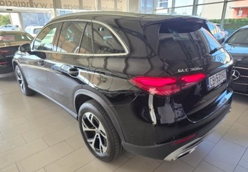 Mercedes GLC C254/X254 SUV 2.0 200 MHEV 204KM 2024 Mercedes-Benz GLC Salon Polska Aut 9G 4x4 5L gwarancji 313KM Hybryda PlugIN, zdjęcie 21