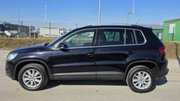 Volkswagen Tiguan I SUV 2.0 TDI CR DPF 140KM 2009 Volkswagen Tiguan 4 motion automat, zdjęcie 3