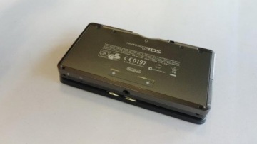 КОНСОЛЬ NINTENDO 3DS ЧЕРНАЯ + КАРТА ПАМЯТИ + ОРГАНИЗАЦИЯ + ДОК-ДОК + ЧЕХОЛ