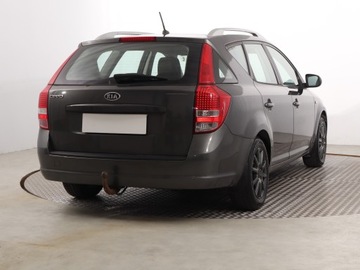 Kia Ceed I SW Facelifting 1.4 DOHC CVVT 90KM 2010 Kia Ceed 1.4 CVVT, Klima,ALU, zdjęcie 4