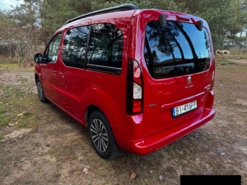 Peugeot Partner II Tepee Facelifting 2015 1.6 BlueHDi 100KM 2016 Peugeot Partner II 1.6 diesel BlueHDi 2016r, zdjęcie 4